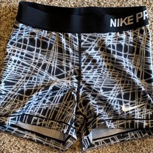 Nike Pro
